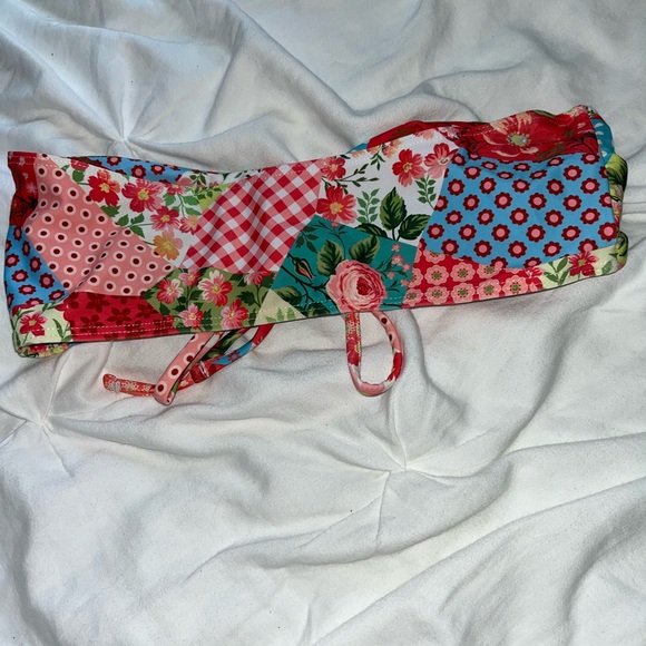 SOLD super cute patterned bandeau bikini top size medium - Picture 2 of 3